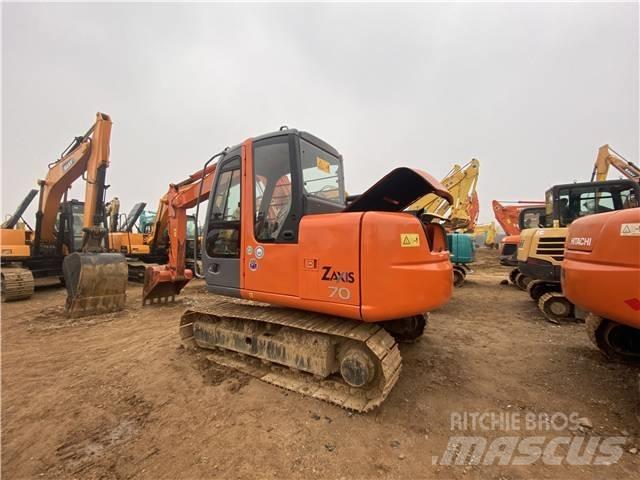Hitachi ZX 70 Kāpurķēžu ekskavatori