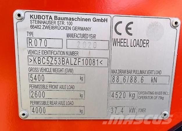 Kubota R 070 Iekrāvēji uz riteņiem