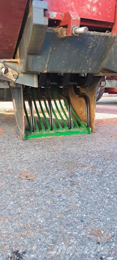 Juko KK 4 Akmeņu savācēji