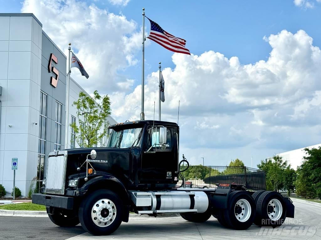 Western Star 4900 Vilcēji