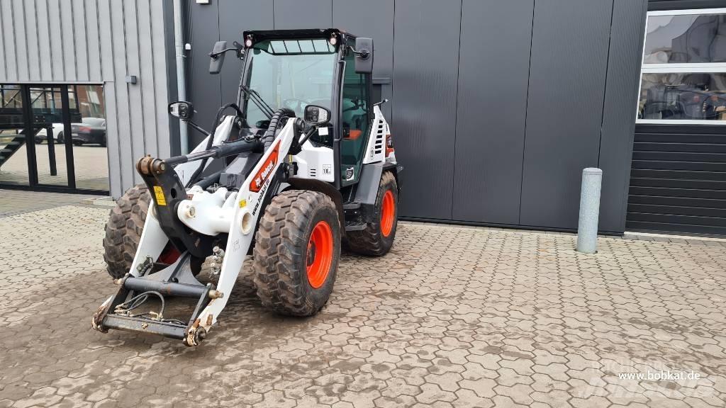 Bobcat L75 Iekrāvēji uz riteņiem