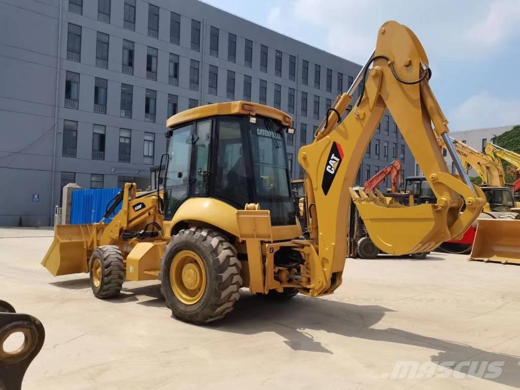 CAT 420F Ekskavatori-iekrāvēji