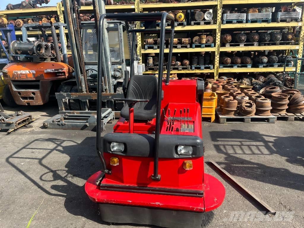 RCM Mille V-4075 Ielu tīrīšanas mašīnas