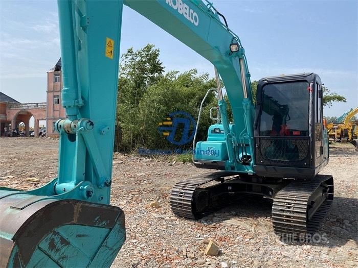 Kobelco SK 140 Kāpurķēžu ekskavatori