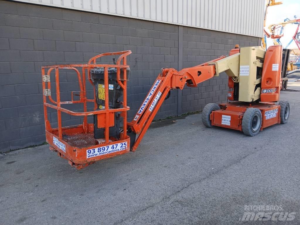 JLG E300AJP Strēles pacēlāji