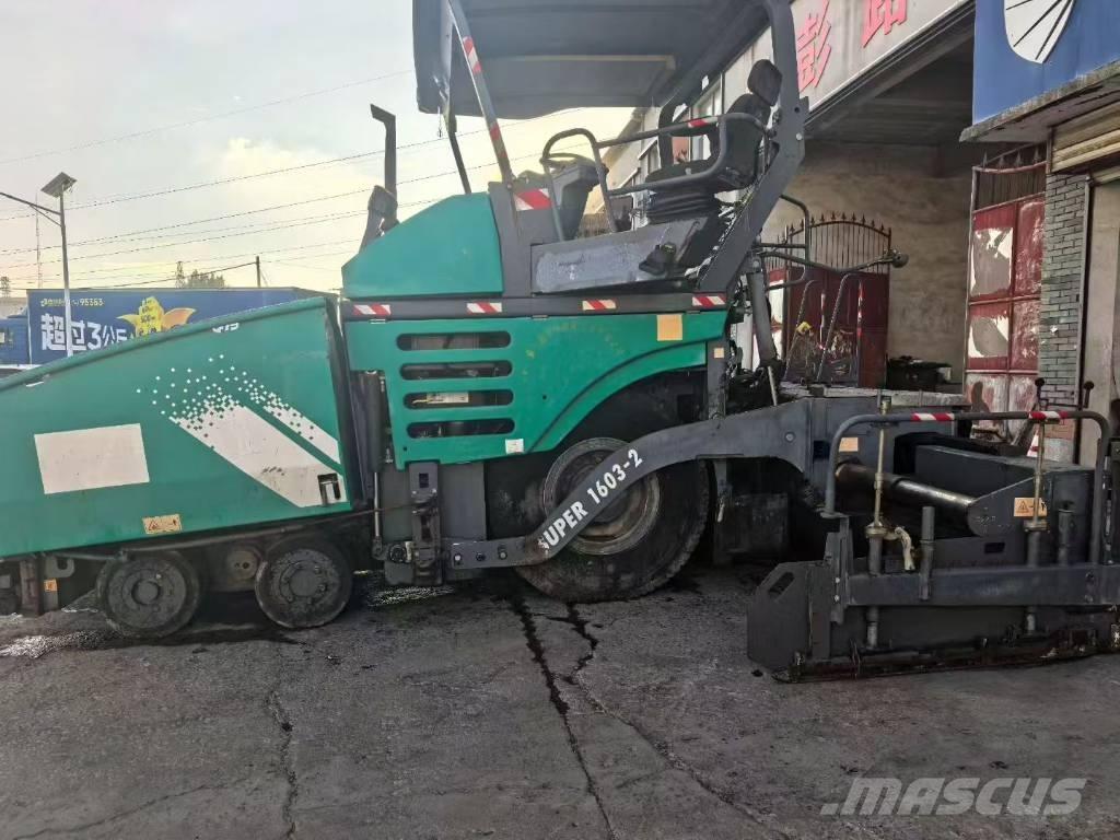 Vögele 1603 Asfalta klājēji
