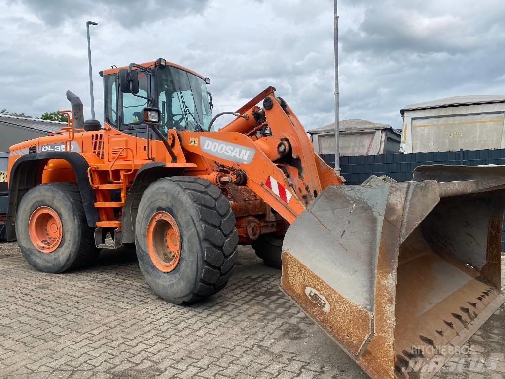 Doosan DL 350-3 Iekrāvēji uz riteņiem