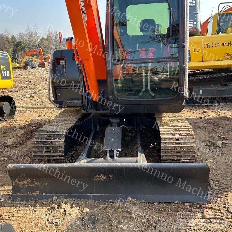 Hitachi ZX60 Kāpurķēžu ekskavatori