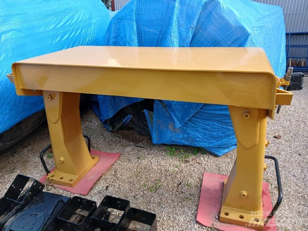 CAT D 10 N Kāpurķēžu buldozeri