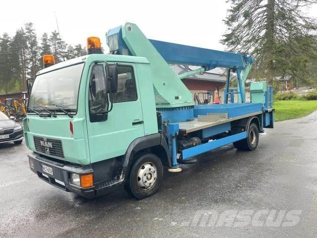 MAN L200 4x2-4300 Pacēlāji uz automašīnas bāzes