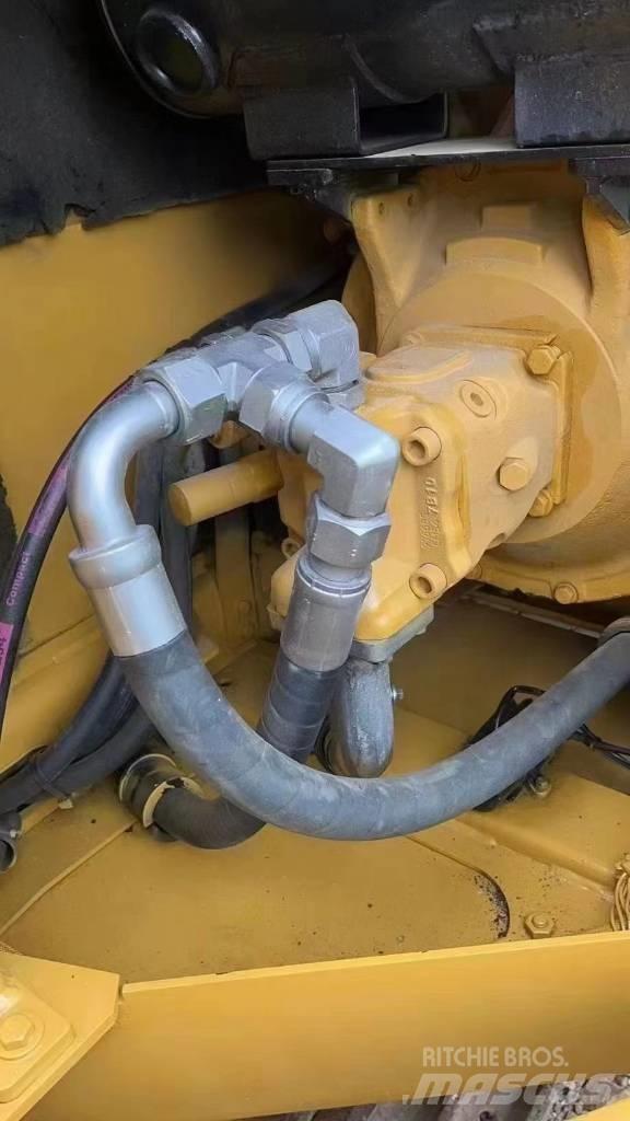 CAT 308E2 Vidēja lieluma ekskavatori 7 t - 12 t