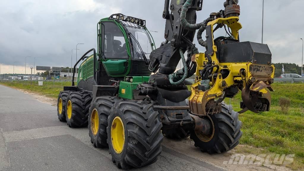 John Deere 1270 G Harvesteri