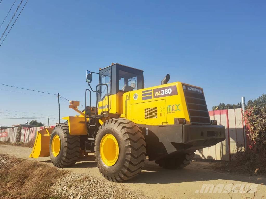 Komatsu WA 380-5 Iekrāvēji uz riteņiem