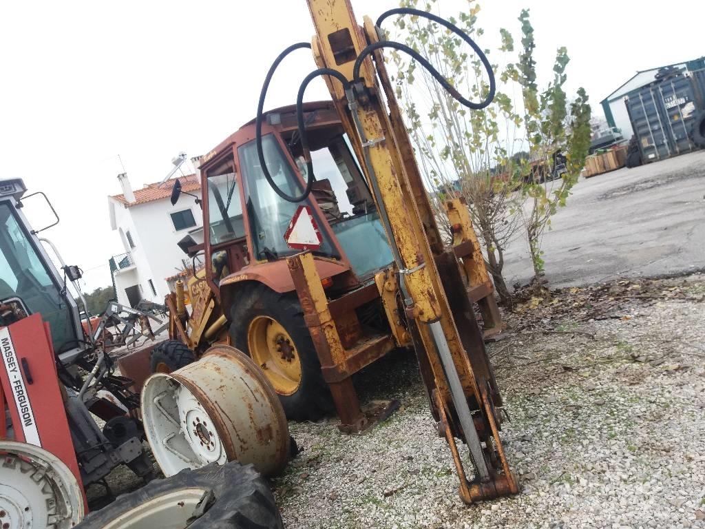 CASE 580 SK Ekskavatori-iekrāvēji