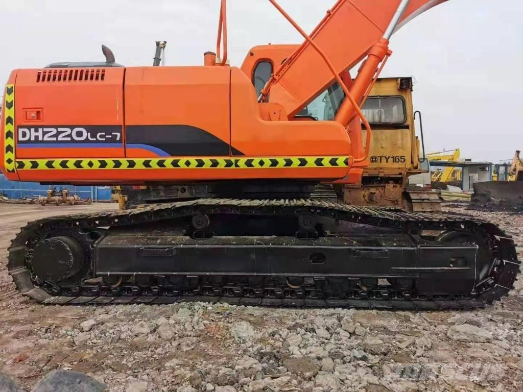 Doosan DH 220 LC-7 Kāpurķēžu ekskavatori