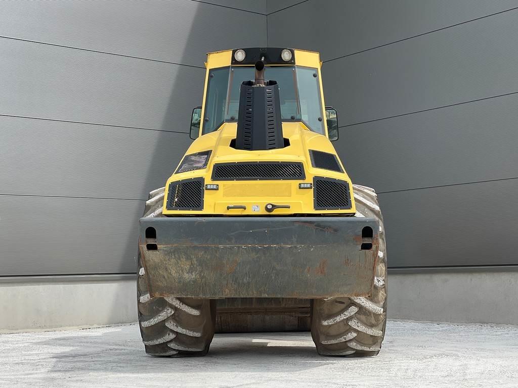 Bomag BW 216 DH-4i Vienvalča grunts veltņi
