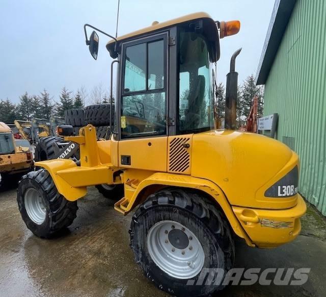 Volvo L30B PRO Iekrāvēji uz riteņiem