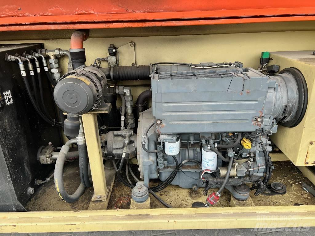 JLG 210-25 Šķerveida pacēlāji