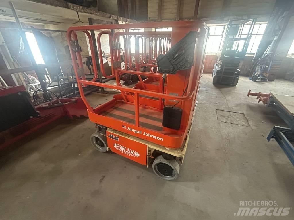 JLG 1230 ES Vertikālie pacēlāji