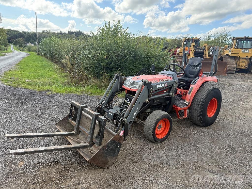 Kubota STV 36 Kompaktie traktori