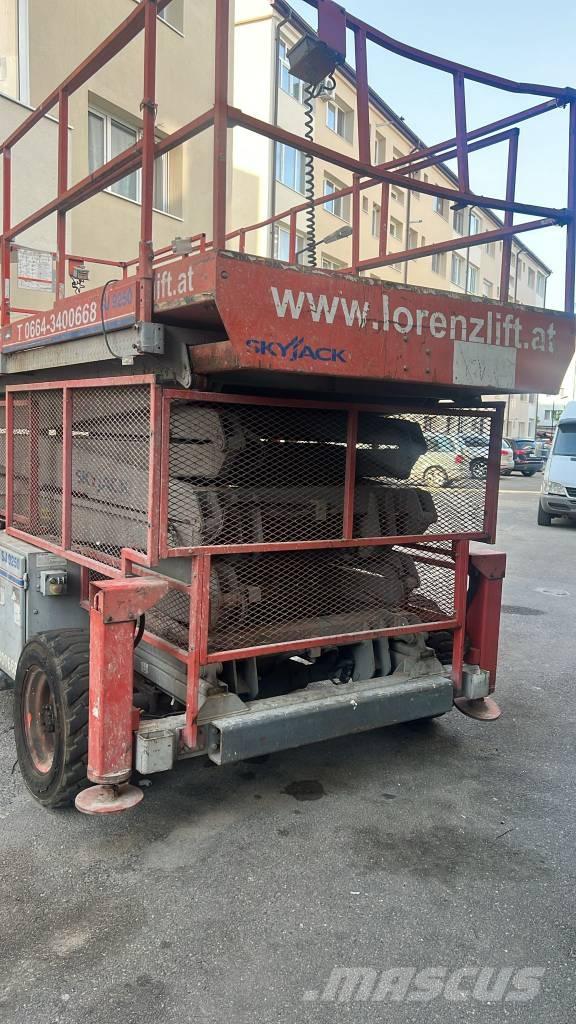 SkyJack SJ 9250 Celtniecības pacēlāji