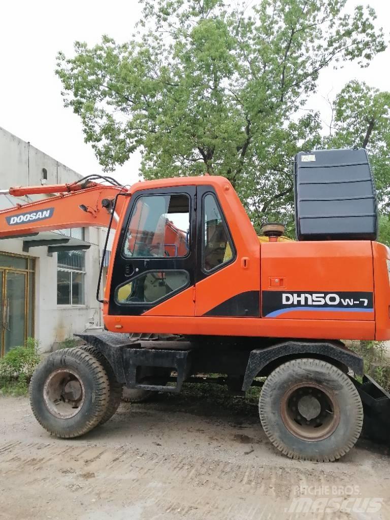 Doosan DH 150 W-7 Kāpurķēžu ekskavatori