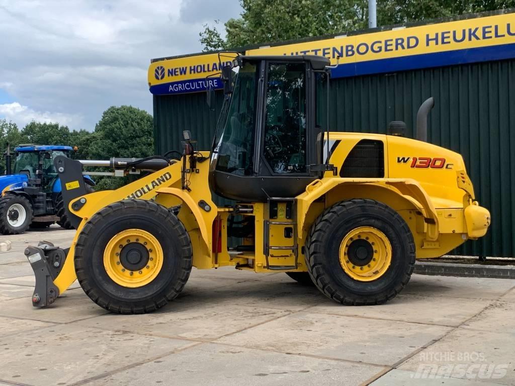 New Holland W 130 C Iekrāvēji uz riteņiem
