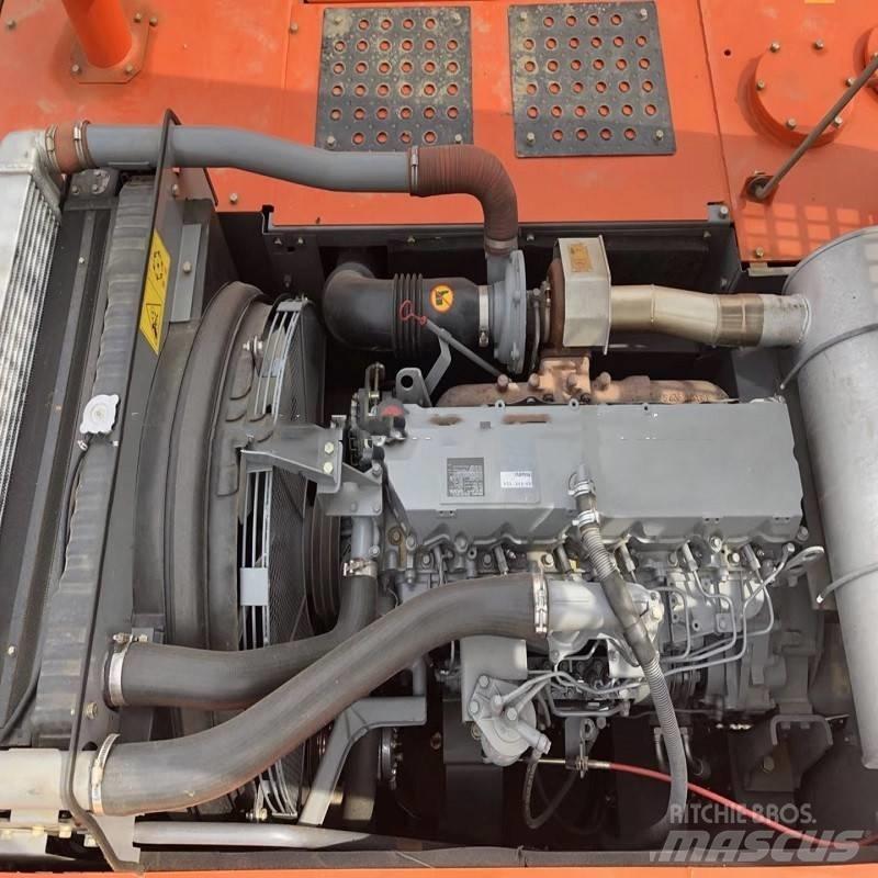 Hitachi zx350 Kāpurķēžu ekskavatori