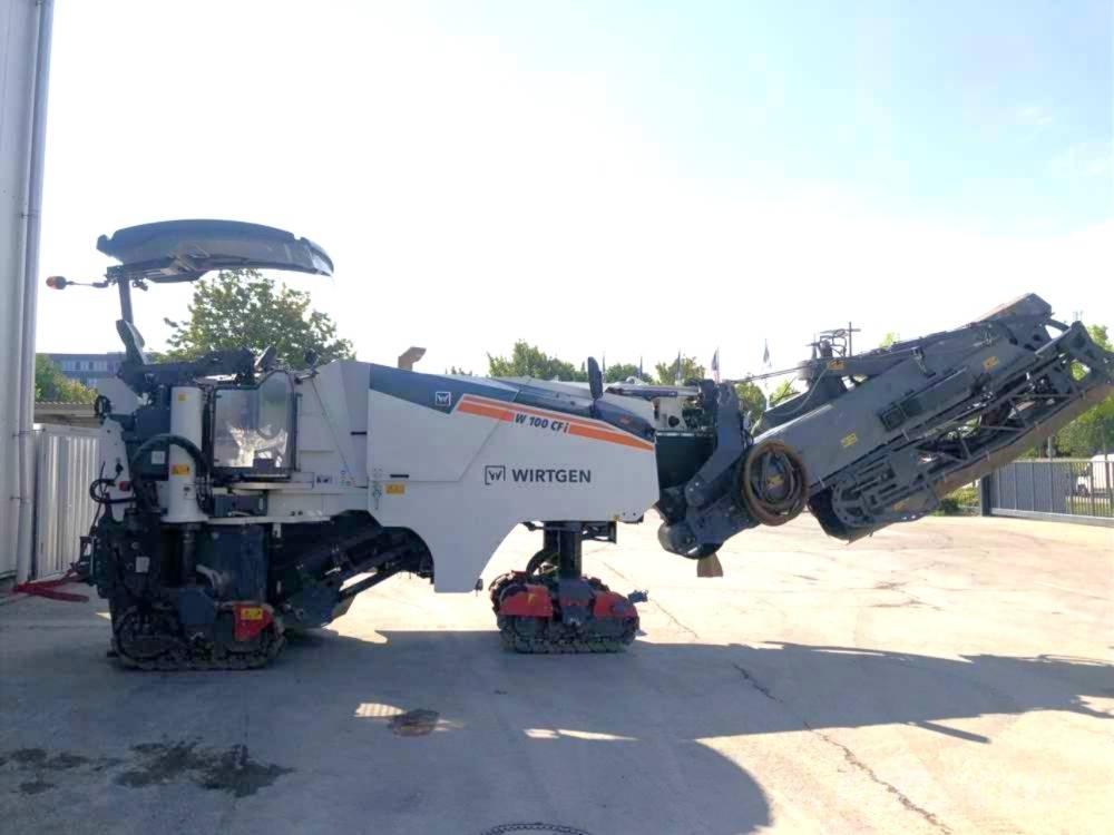 Wirtgen W 100 CFi Asfalta dzesēšanas iekārtas