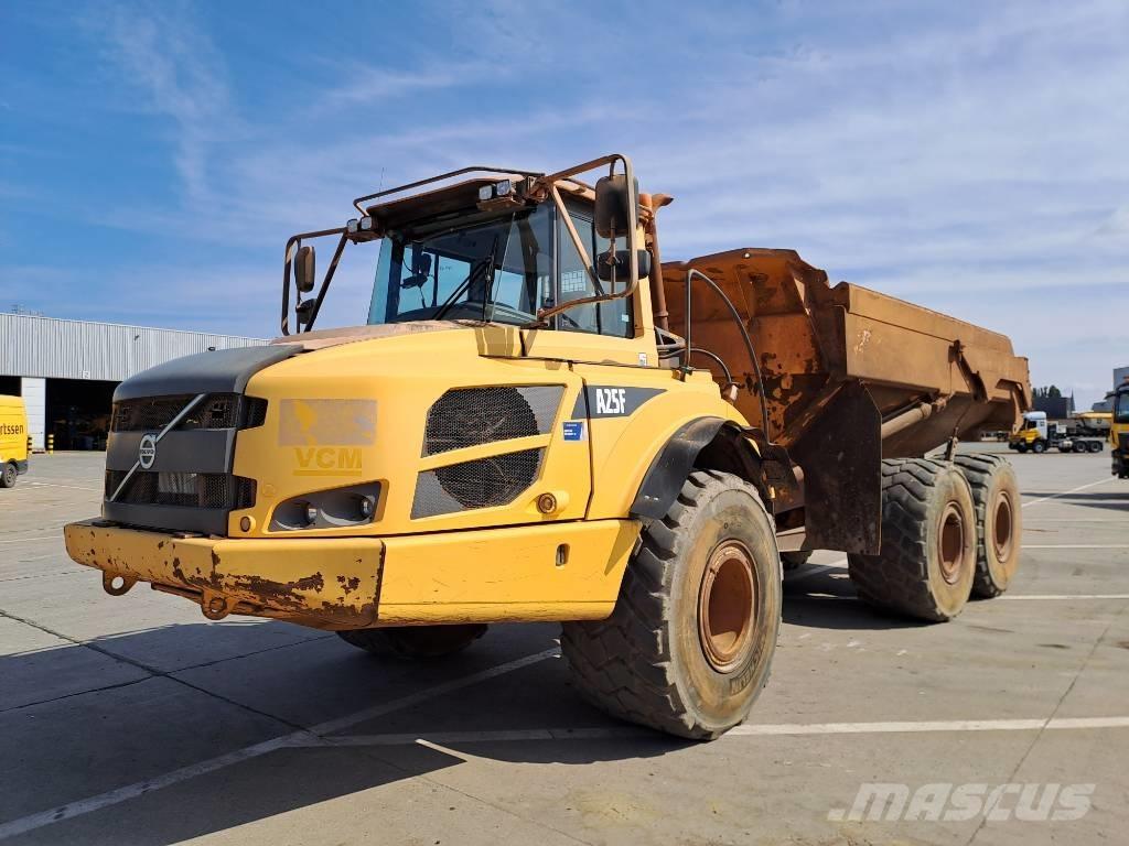 Volvo A25F Artikulētie pašizgāzēji