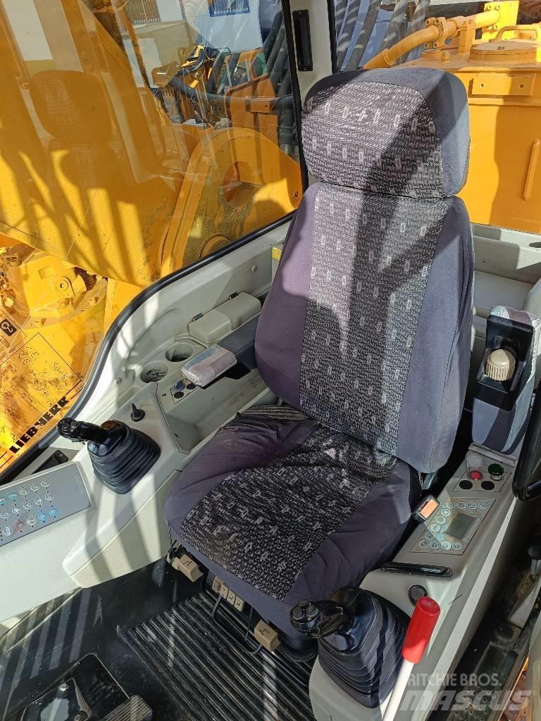 Liebherr R974C Kāpurķēžu ekskavatori