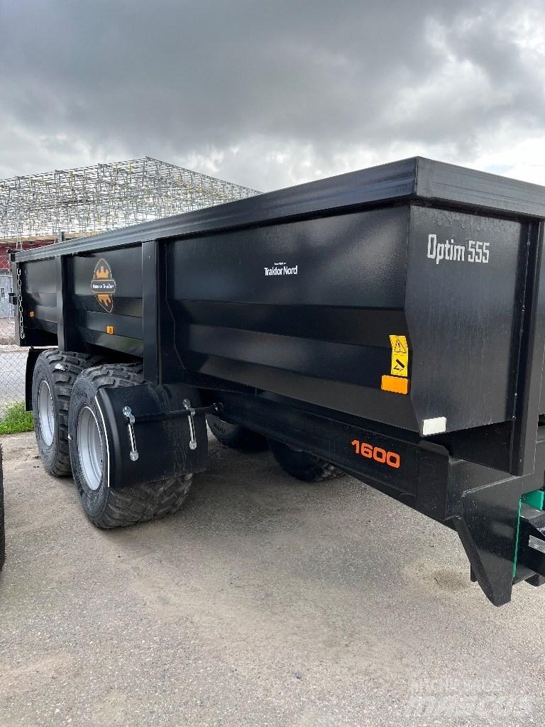 Palmse Trailer D1600 Treileris ar iekrāvēju