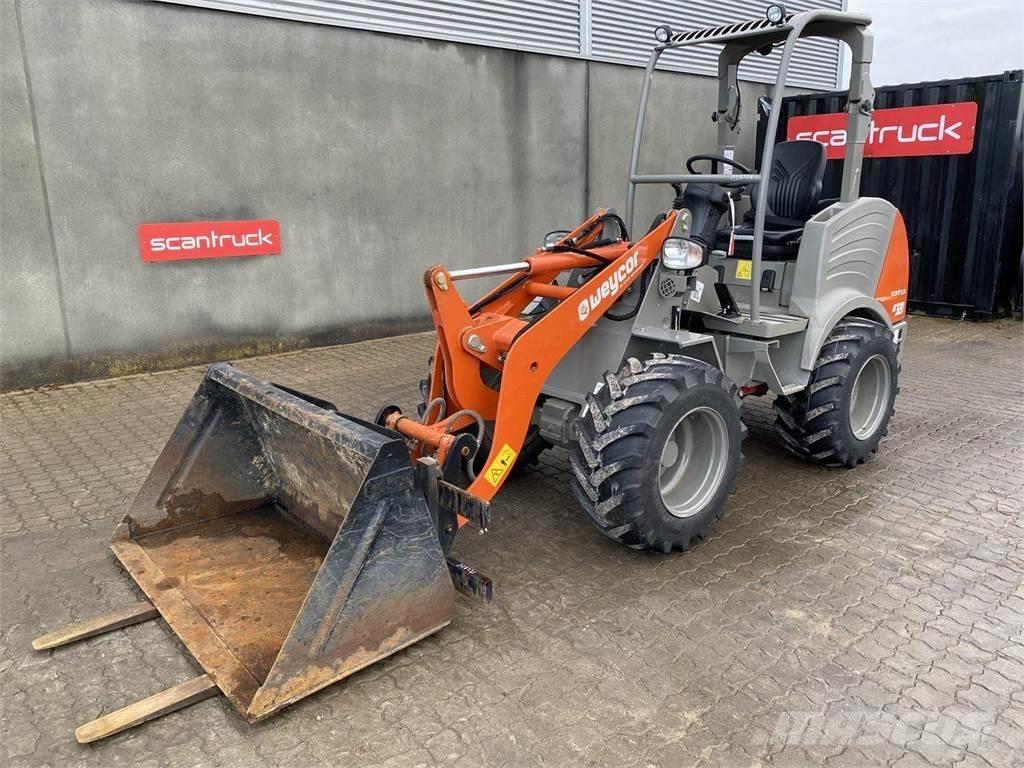 Weycor AR320 Agrar Multifunkcionālie iekrāvēji