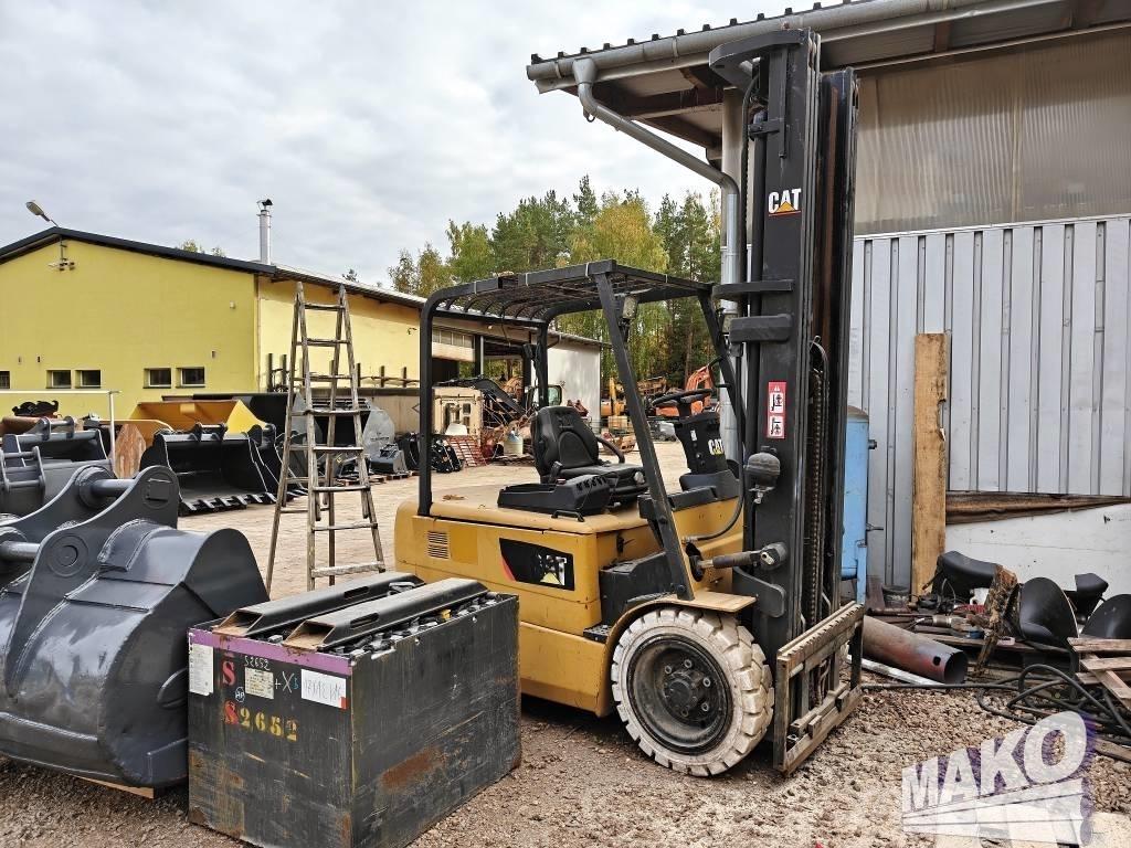 CAT EP 35 K PAC Elektriskie iekrāvēji