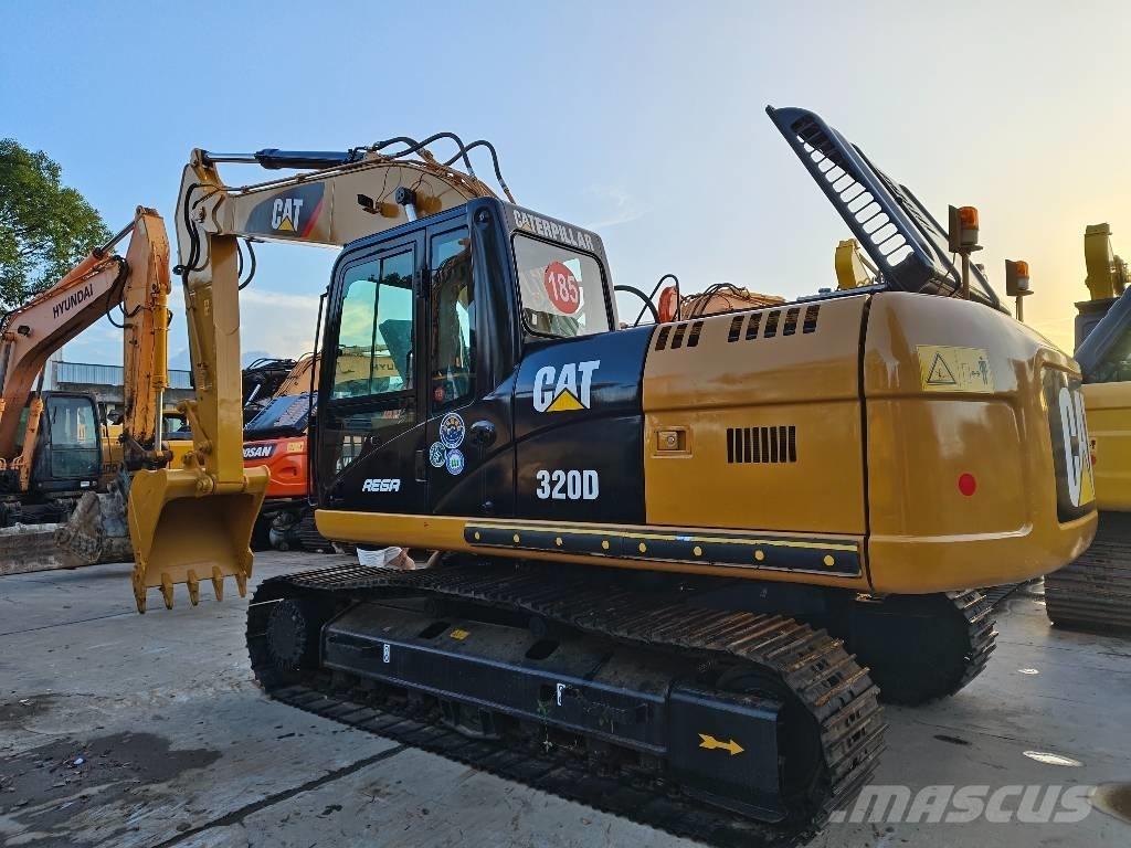 CAT 320 D Kāpurķēžu ekskavatori