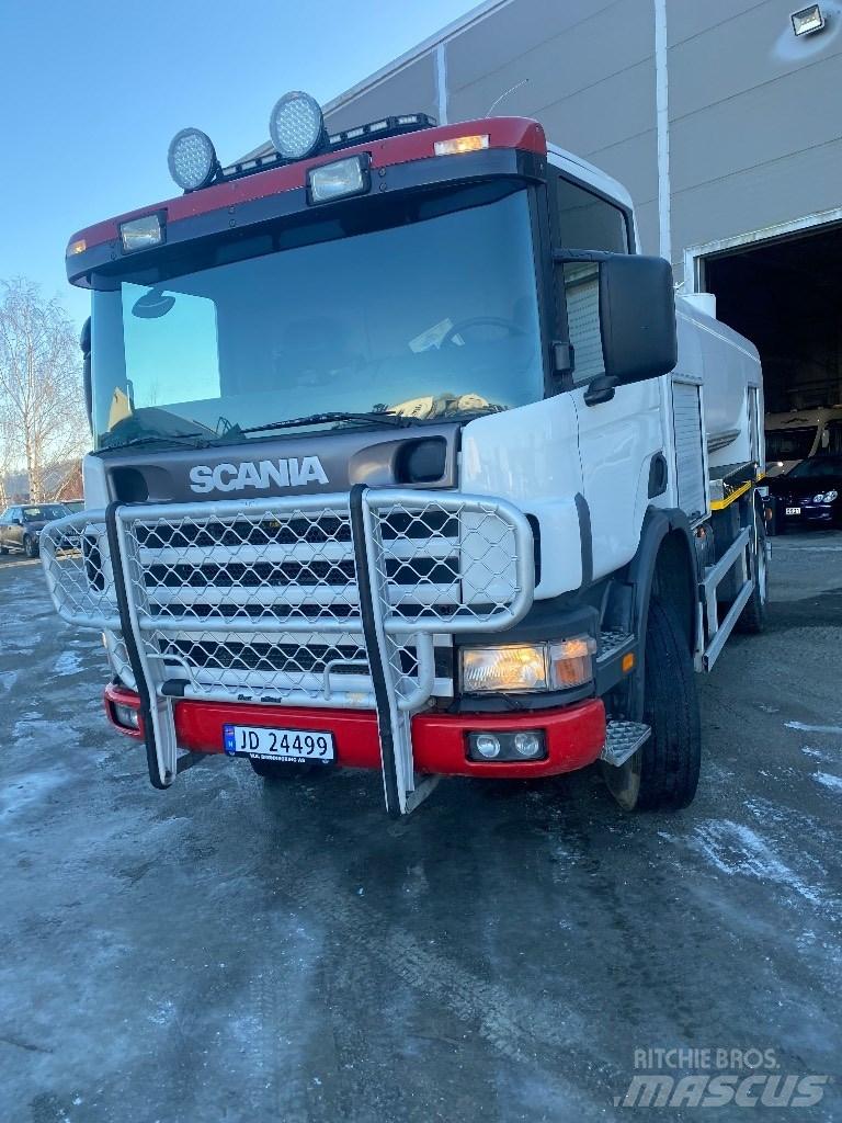 Scania 124 C 360 Autocisterna