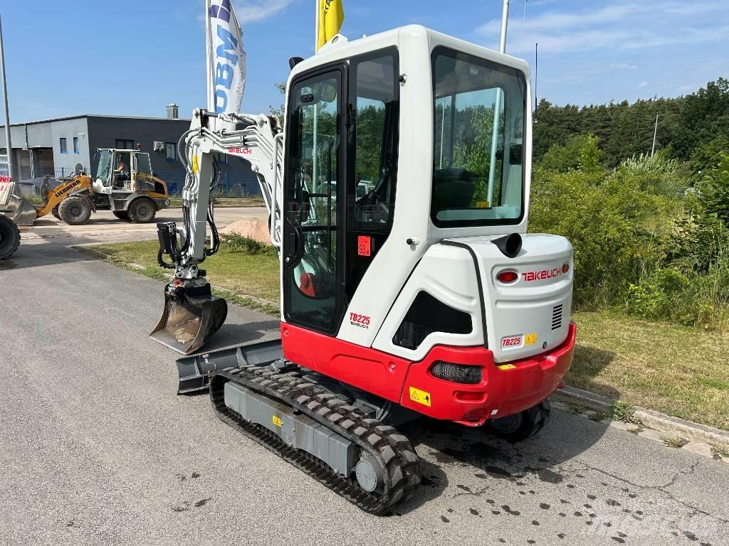 Takeuchi TB 225A V5 Mini ekskavatori < 7 t