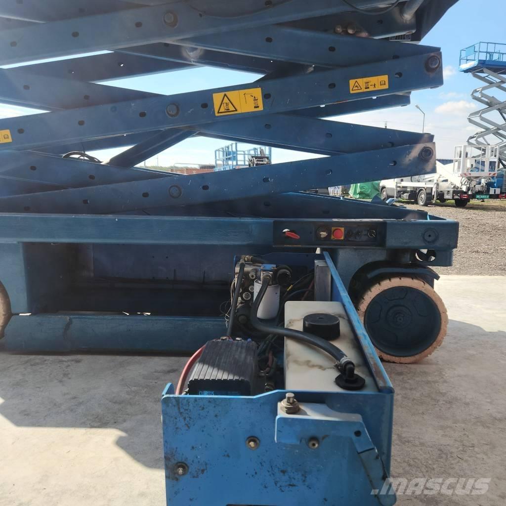 Genie GS 2032 Šķerveida pacēlāji