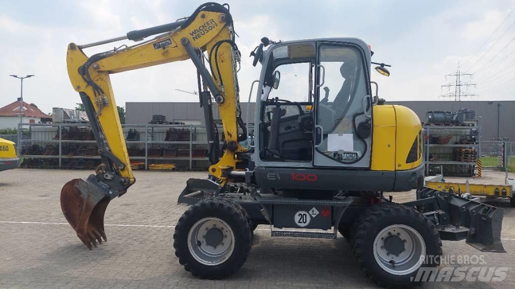 Wacker Neuson EW100 Ekskavatori uz riteņiem