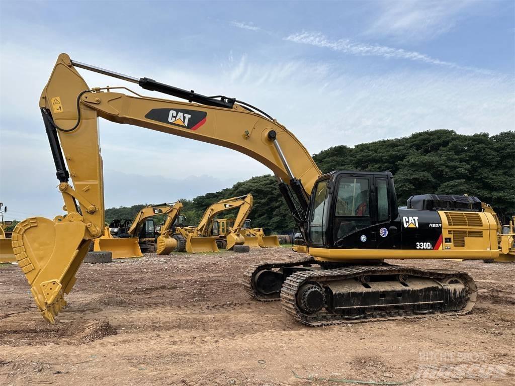 CAT 330 D L Kāpurķēžu ekskavatori