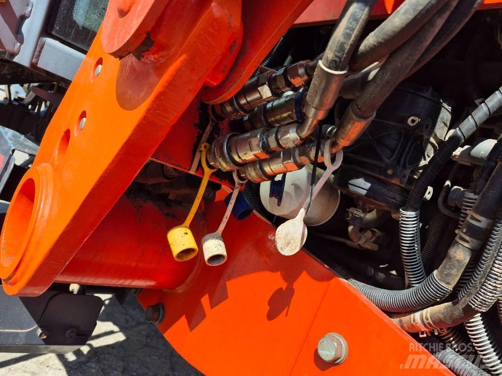 Kubota M 9960 D Kompaktie traktori