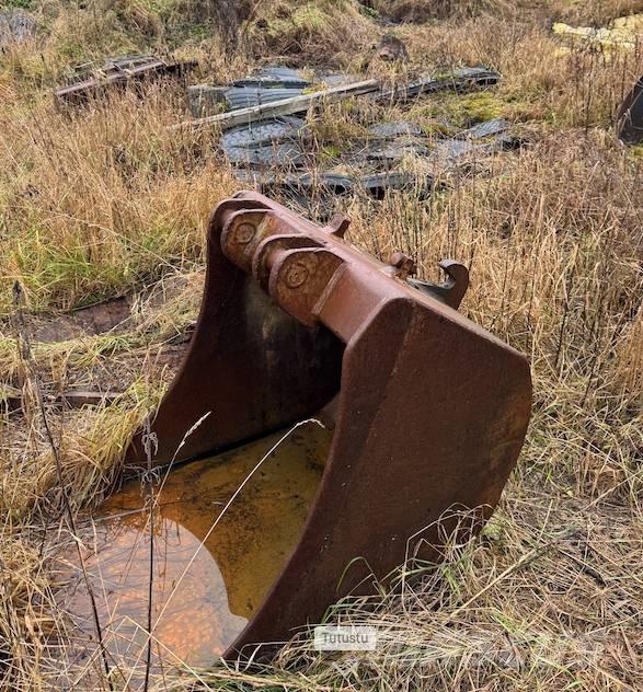 Hitachi ZX 225 US LC Kāpurķēžu ekskavatori