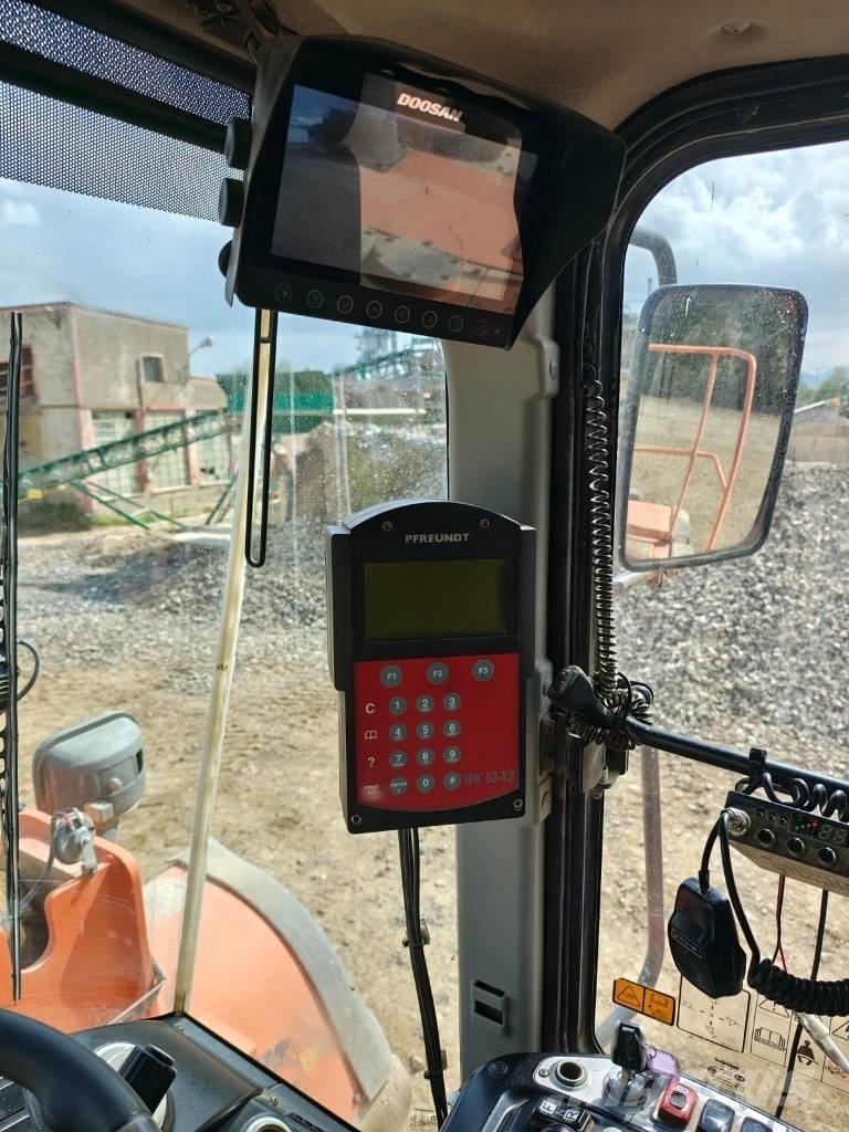Doosan DL 550-5 Iekrāvēji uz riteņiem