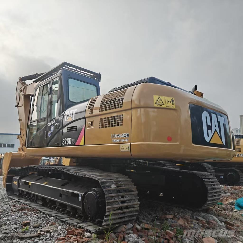 CAT 326DL Kāpurķēžu ekskavatori