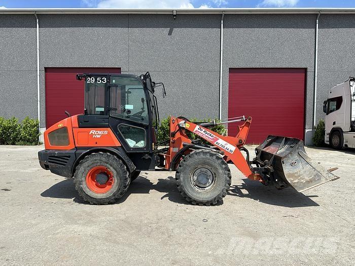 Kubota R065W Iekrāvēji uz riteņiem