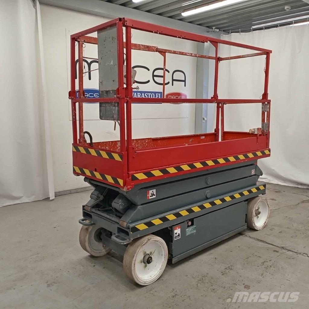 SkyJack SJ 3220 Šķerveida pacēlāji
