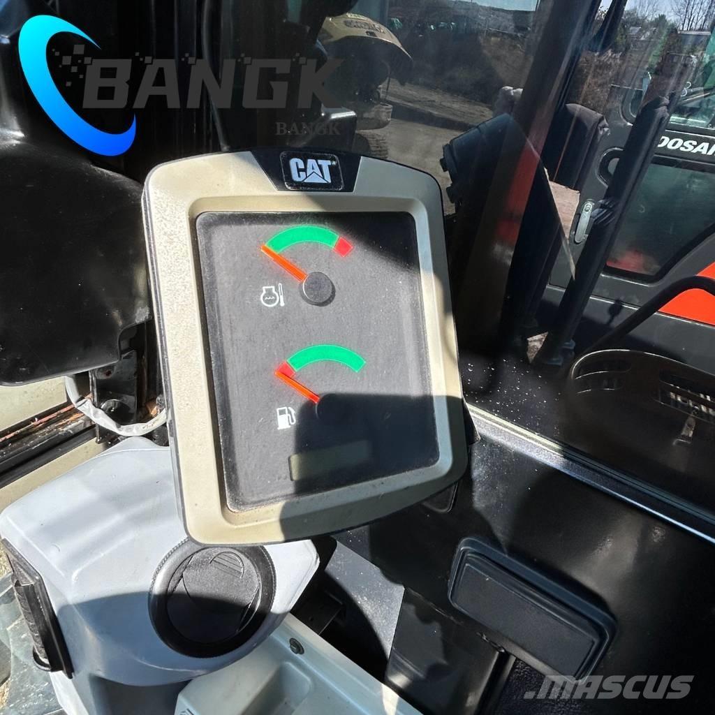 CAT 306E2 Kāpurķēžu ekskavatori