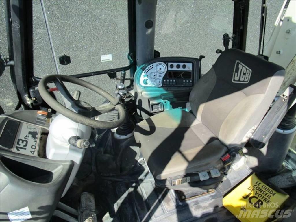 JCB 3CX Energy Ekskavatori-iekrāvēji
