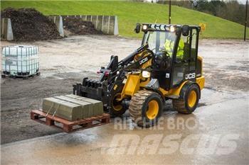 JCB 403 Lietoti riteņu kompaktiekrāvēji