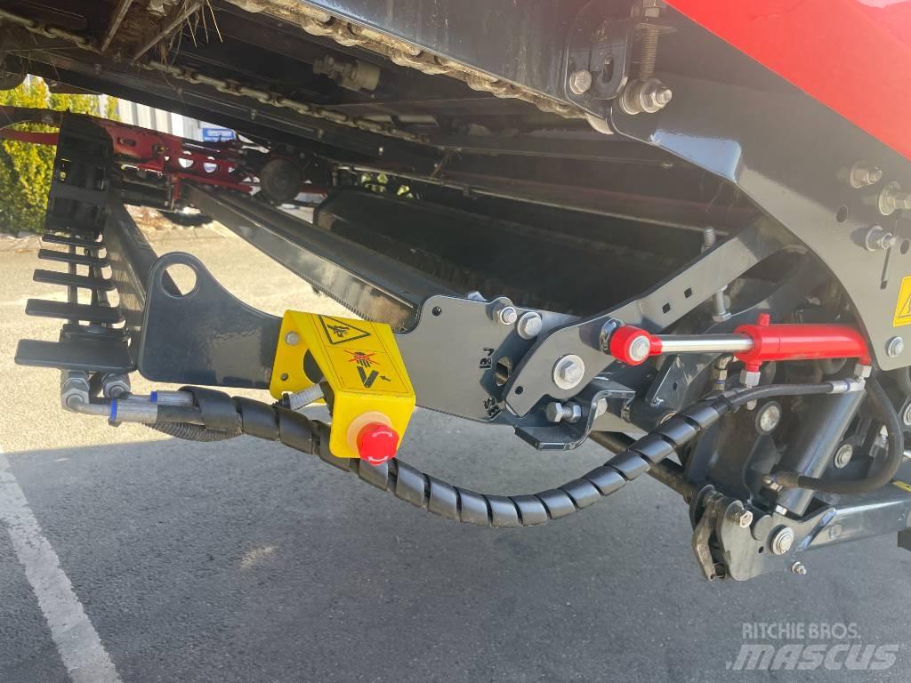 Pöttinger Jumbo 7470 Savācējpiekabes